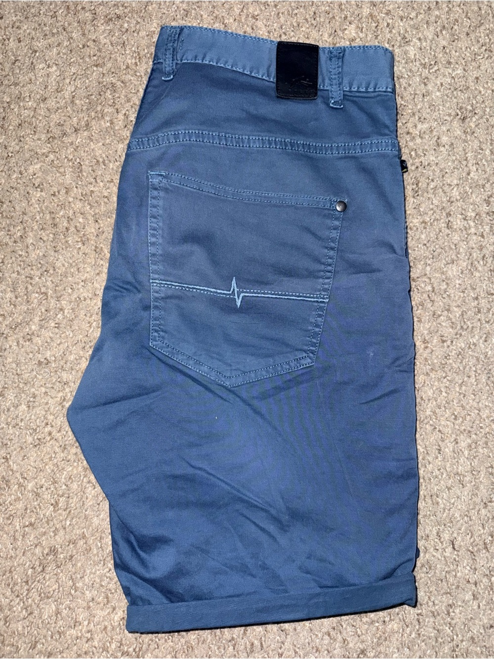 Rusty Size 34 Classic Flat Front Men’s Shorts in Deep Blue - Picture 6 of 8
